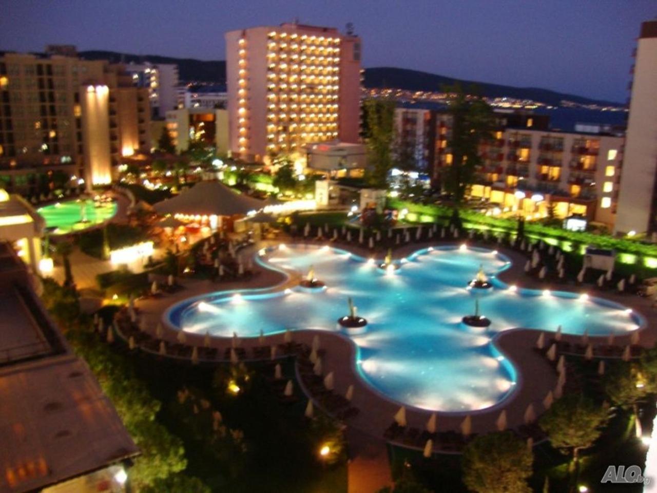 Arendo Sea Apartment In Barcelo Pantai Sunny Bagian luar foto